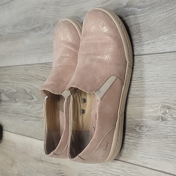 b.o.c. Pink Metallic Slip On Sneaker Size 8 - Picture 2 of 10